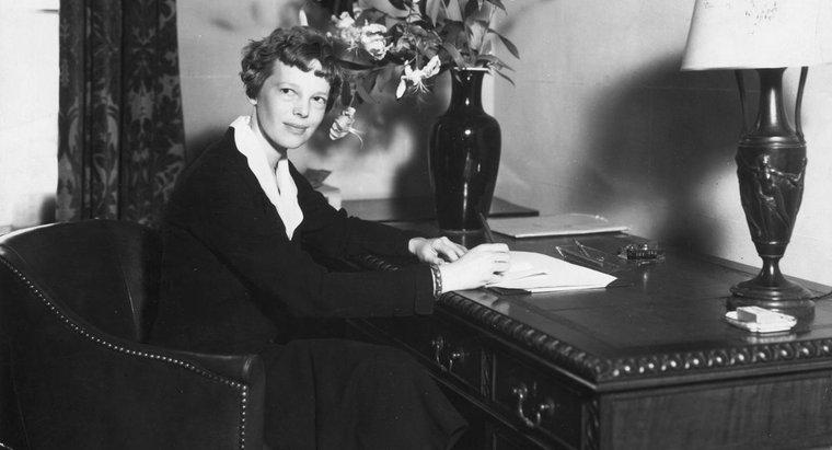 Per cosa è famosa Amelia Earhart?