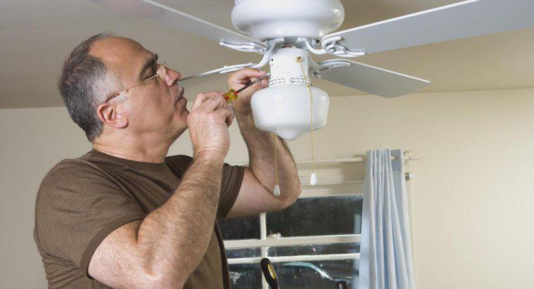 Come si sostituiscono le pale del ventilatore da soffitto?