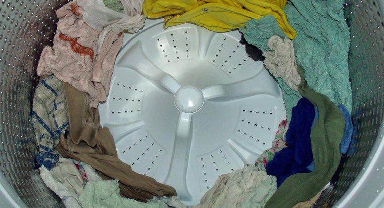 Come si pulisce l'interno di una lavatrice?