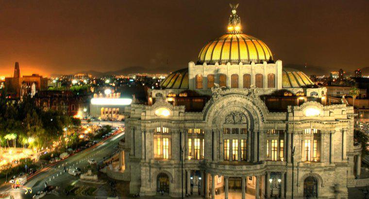 Quali sono alcune grandi industrie in Messico?
