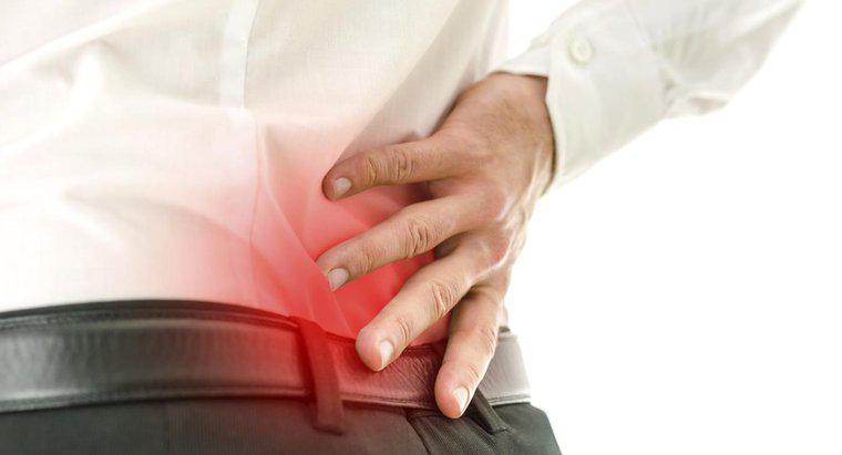 Quali sono le cause del dolore sul lato destro della parte bassa della schiena?