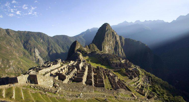 In che modo gli Incas si sono adattati al loro ambiente?