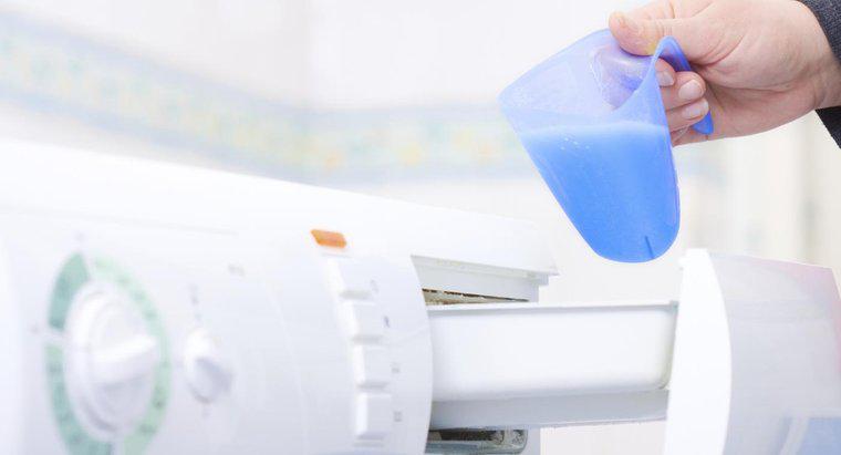 Puoi mettere detersivo per bucato e ammorbidente nella lavatrice allo stesso tempo?