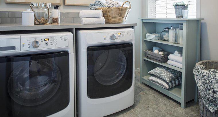Qual è la dimensione standard per una lavatrice e asciugatrice?