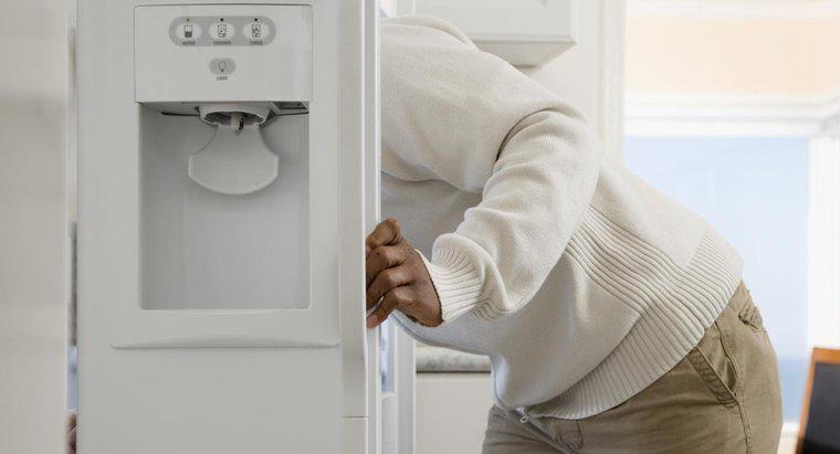 Come si sostituiscono i pannelli della porta del frigorifero?
