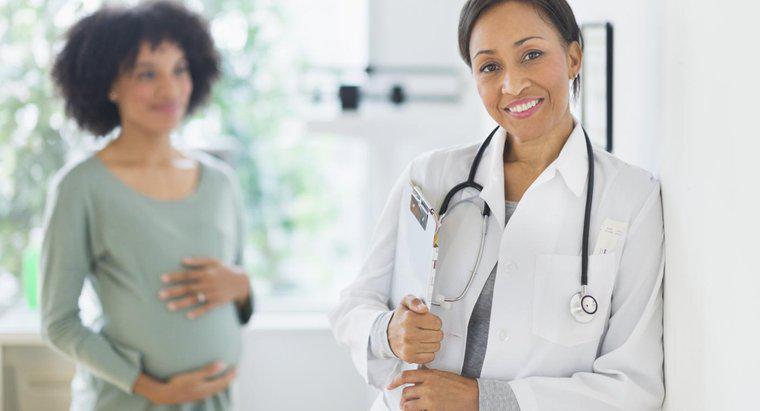 Come si chiama il medico di una donna incinta?