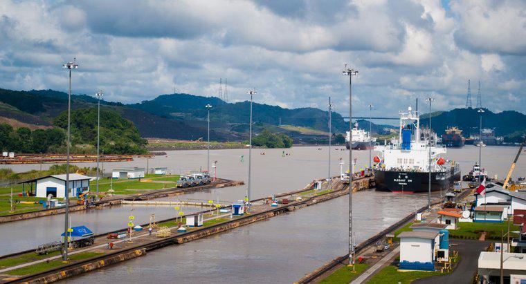 Chi possiede il canale di Panama?