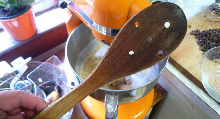 Perché usare un cucchiaio di legno per cucinare?