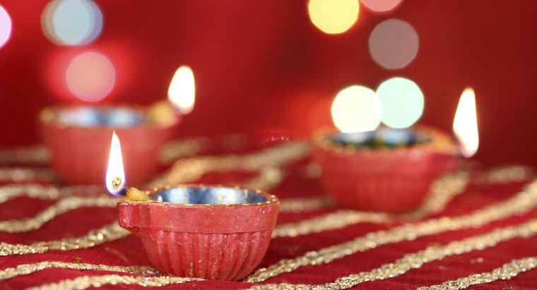Perché è celebrato Diwali?
