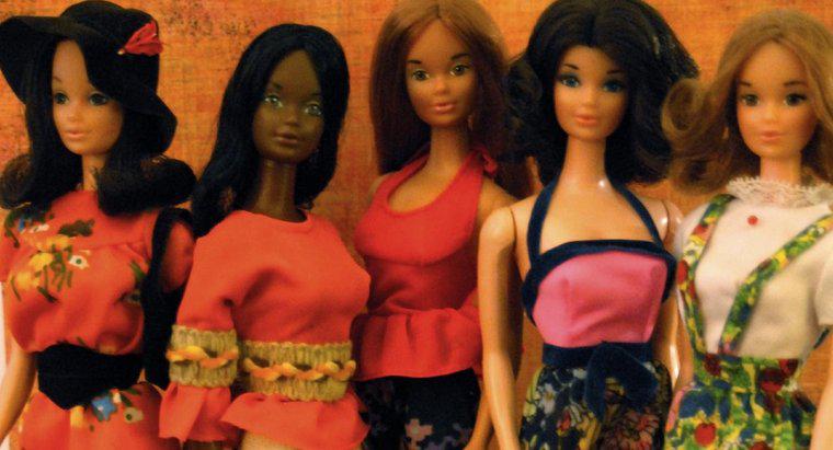 Qual è il nome dell'amica afroamericana di Barbie?