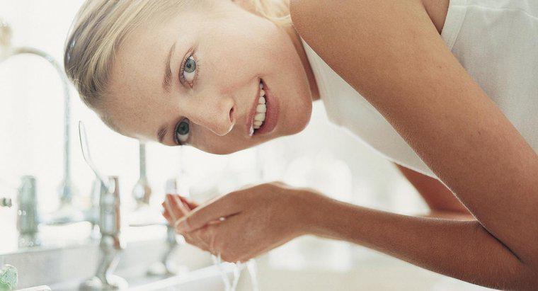 Quanto spesso dovresti esfoliare la tua faccia?