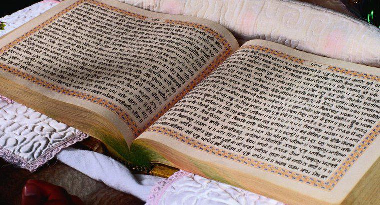 Qual è il nome del libro sacro dei sikh?