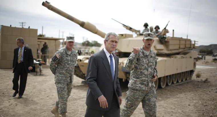 Perché George W. Bush dichiarò guerra all'Iraq?