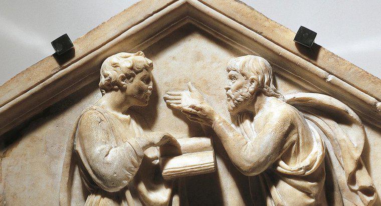 Perché è stato famoso Aristotele?