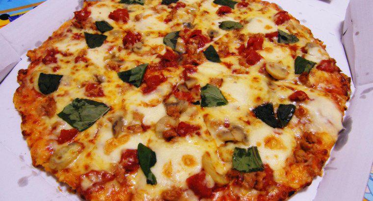 Quante fette sono in una pizza extra-large da Domino's?