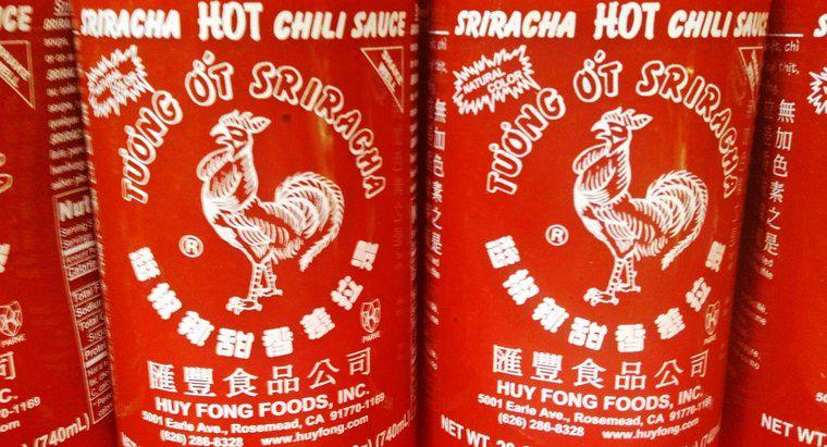 Quali sono gli ingredienti di Sriracha?