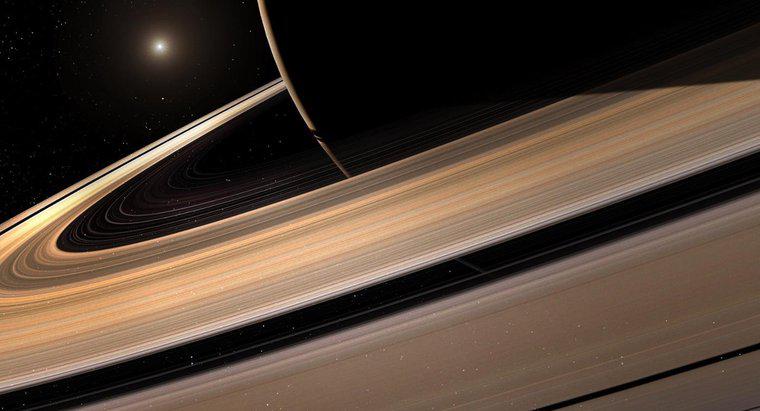 Quanti satelliti ha Saturno?
