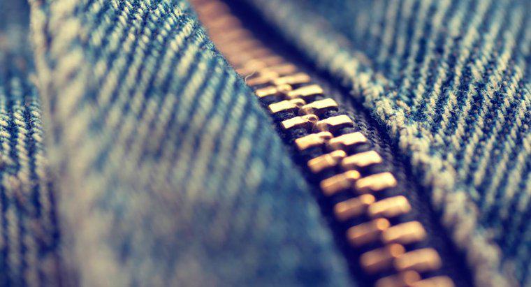 Perché Levi Strauss ha inventato i blue jeans?