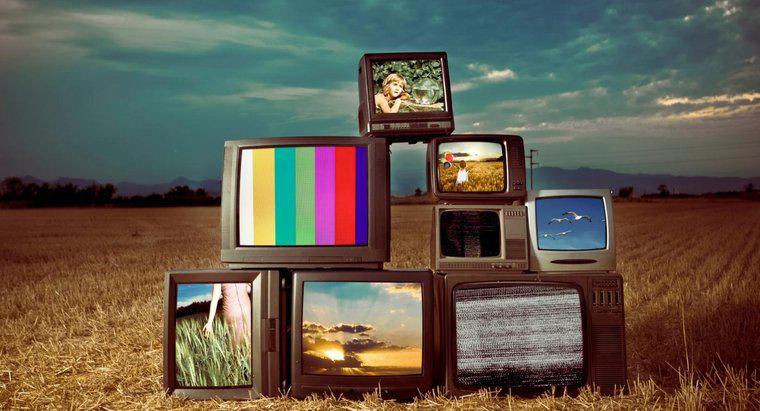 Quando è uscita la prima TV a colori?