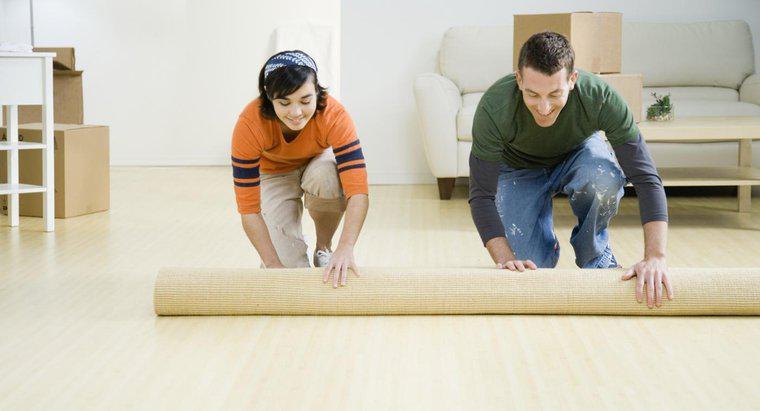 Che lato si alza su un tappetino quando si installa?