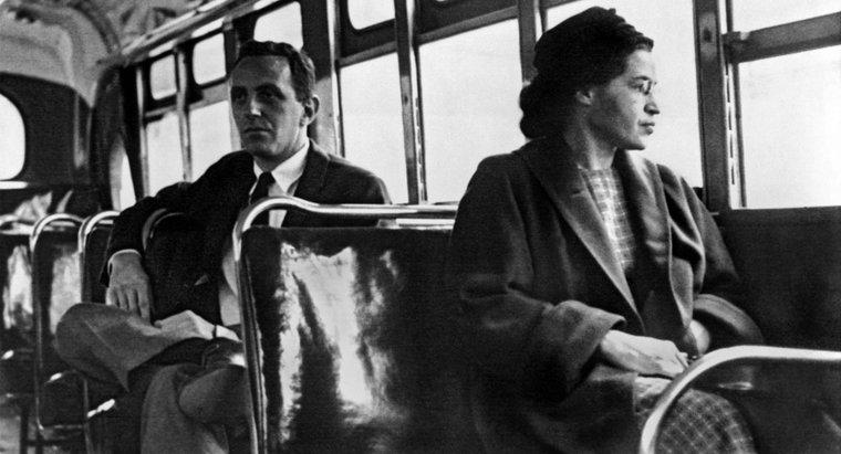 Quanti anni aveva Rosa Parks quando è stata arrestata?