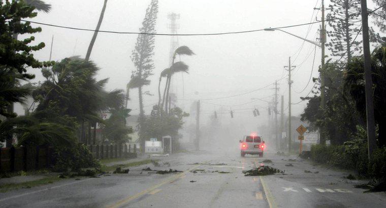 Quando l'uragano Wilma ha colpito la Florida?