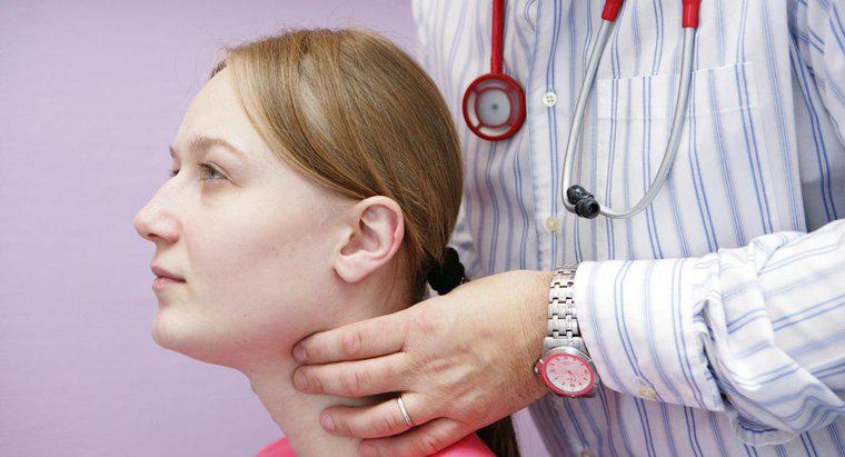 Quali sono alcuni sintomi della tiroide cattiva?
