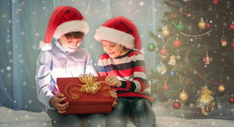 Quali sono alcune idee per un discorso di Natale per un bambino dai 3 ai 5 anni?