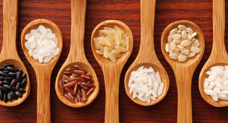 Qual è la differenza tra riso bianco e marrone?