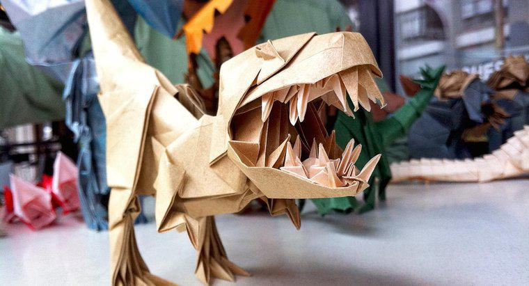 Come realizzi un origami T. Rex?