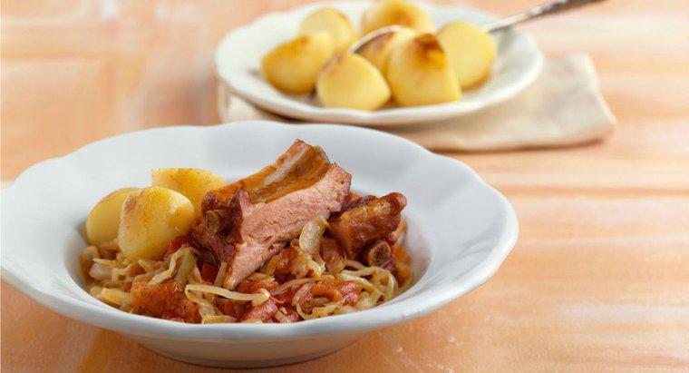 Che cosa è una ricetta facile di maiale e crauti?