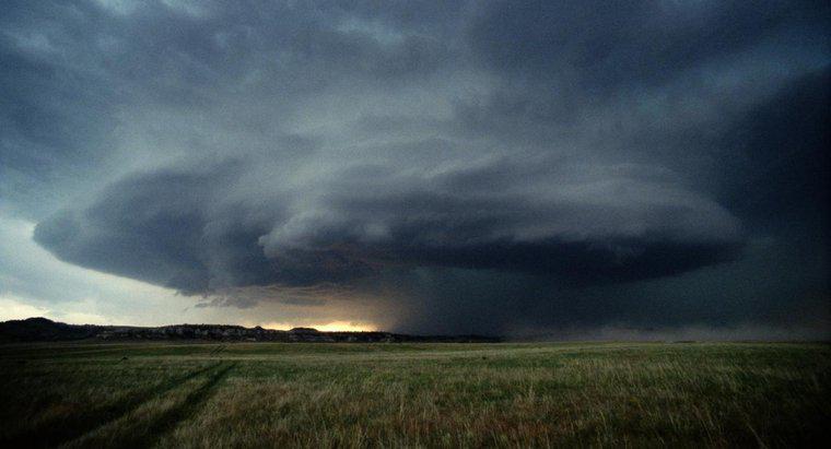 Un ciclone è peggio di un orologio da tornado?