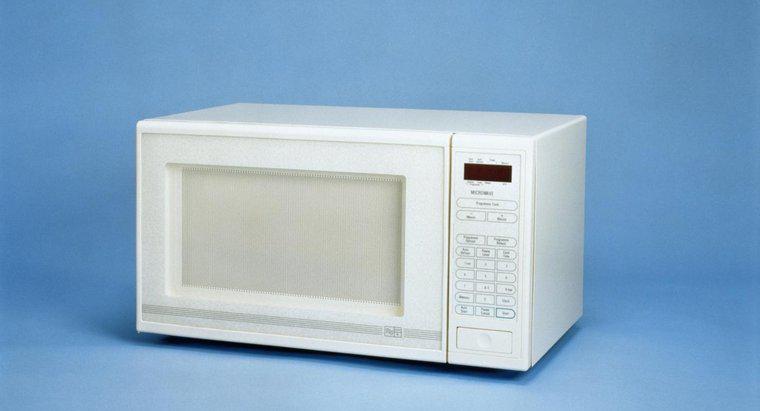 Qual è il wattaggio standard per un forno a microonde?