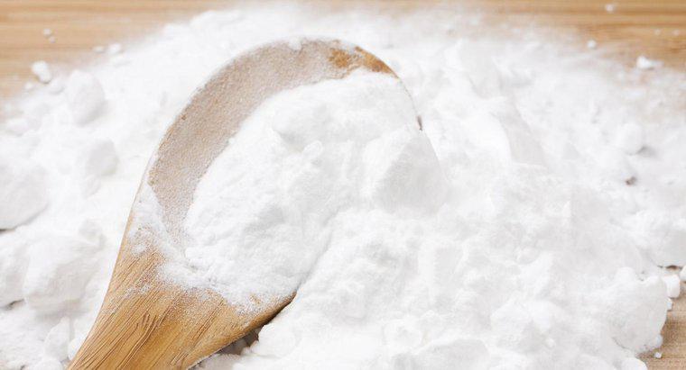 Può sostituire il bicarbonato di sodio con la polvere da forno nelle ricette?