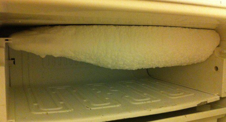 Quali sono le cause del gelo da accumularsi in un congelatore?