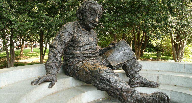 Come ha fatto Albert Einstein a cambiare il mondo?