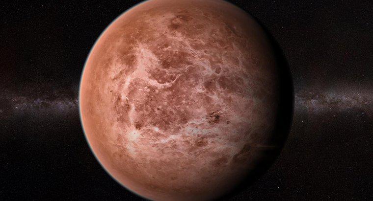 Quali sono alcuni fatti sul pianeta Venere?