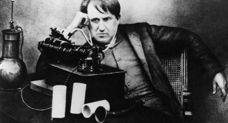 Quali lavori ha avuto Thomas Edison?