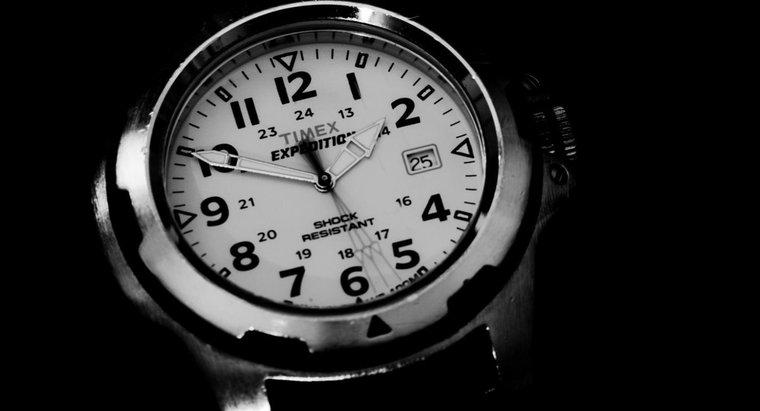Come si imposta la data per un orologio Indiglo Timex Expedition?