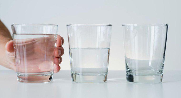 La disidratazione può contribuire all'acqua di ritenzione del corpo?