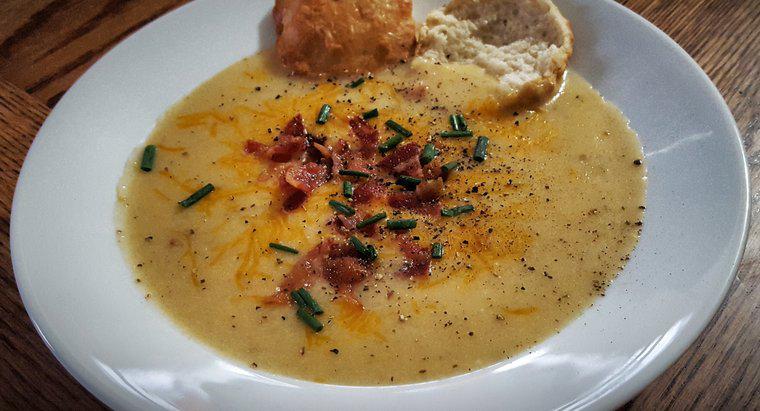 Ricetta zuppa di patate Crock-Pot: Zuppa di patate cremosa