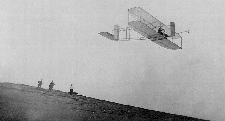 Cosa hanno inventato i fratelli Wright?