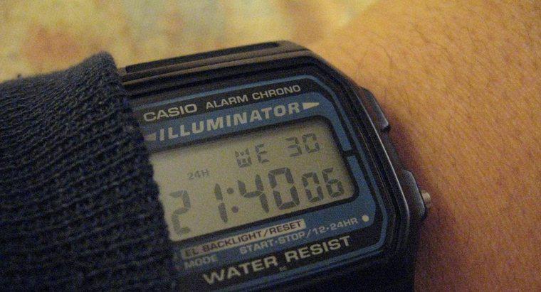 Come si imposta l'ora su un orologio Casio Illuminator?