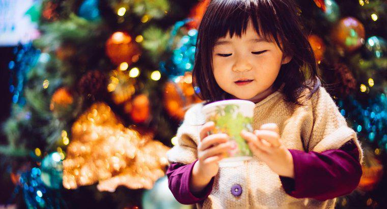 Quali sono le decorazioni per alberi di Natale più popolari in Cina?