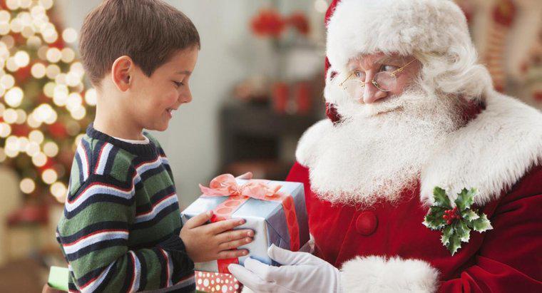 Babbo Natale è un elfo?