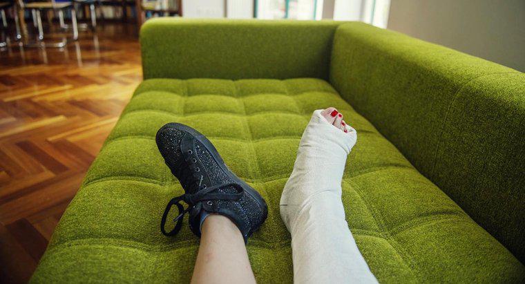 Cosa può causare dolori alle gambe gravi?