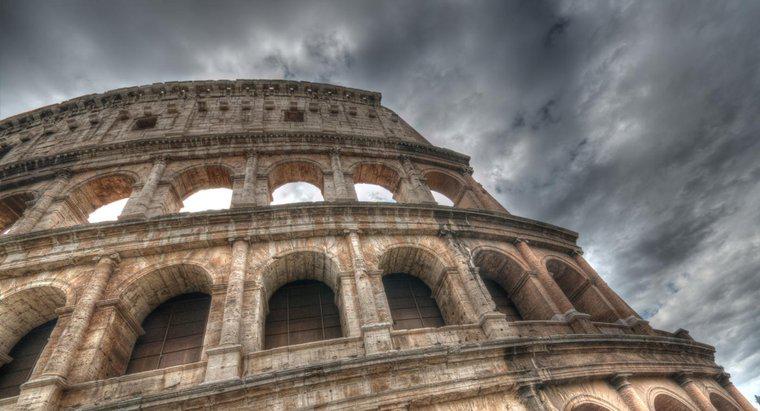 Quali materiali sono stati utilizzati per costruire il Colosseo?