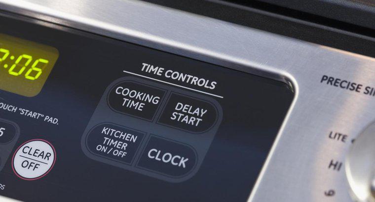 Come si ripara un pannello di controllo del forno che non funziona?