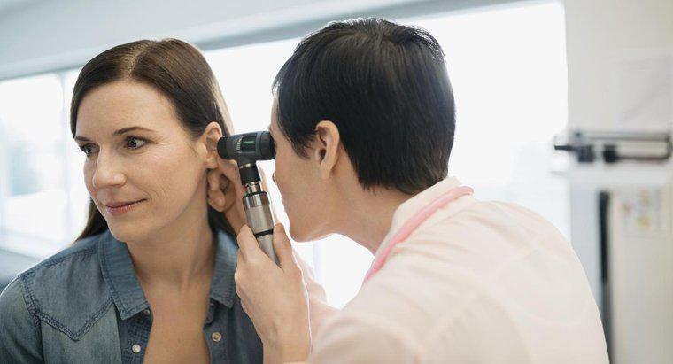 Qual è il trattamento per il danno ai nervi dell'orecchio?