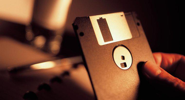 Quanta memoria può contenere un disco floppy?